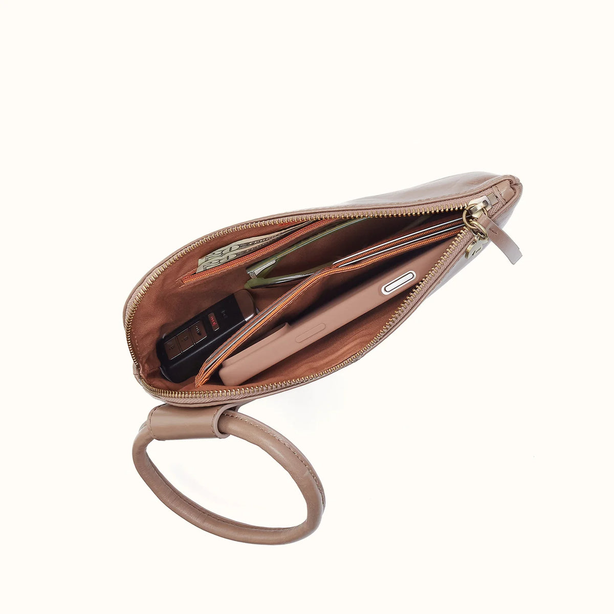 HOBO Sable Wristlet Woodsmoke Polished Leather