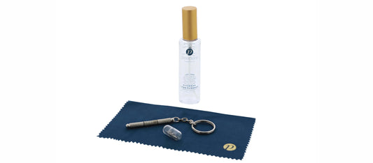 Peepers Eyewear Cleaning and Repair Kit